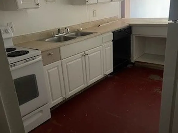 445 Charleston St SE APT D, Albuquerque, NM 87108