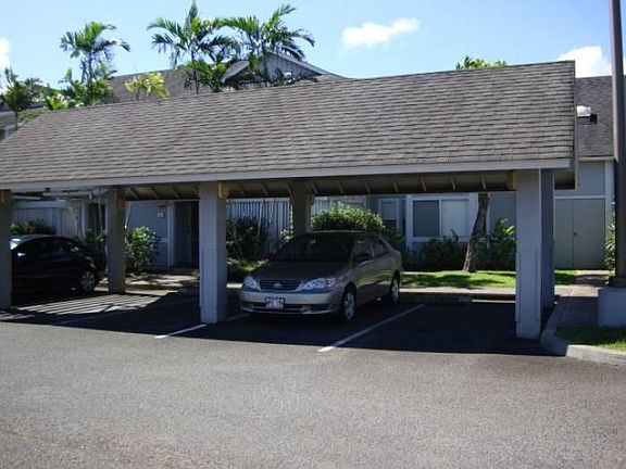 Includes 1-covered stall