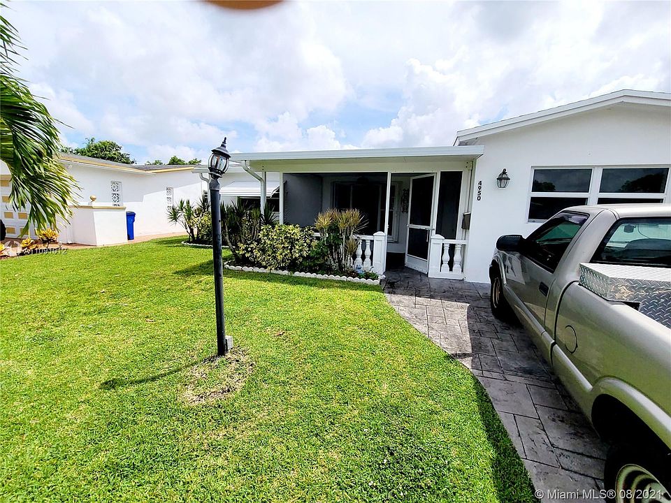 1st image of 4950 NW 42nd St