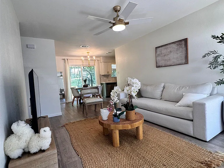 6908 Pondsdale Ln — Photo 4