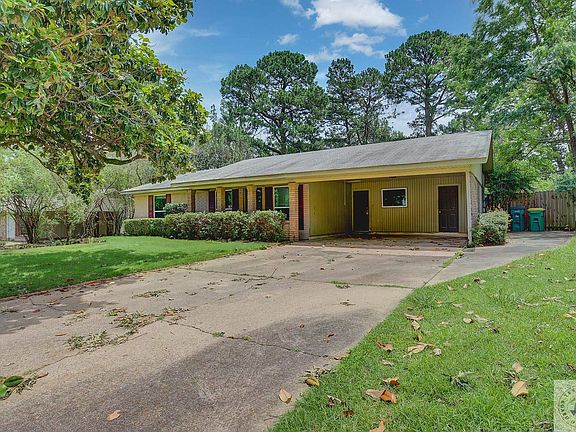 2nd image of 3907 Ivy Ln
