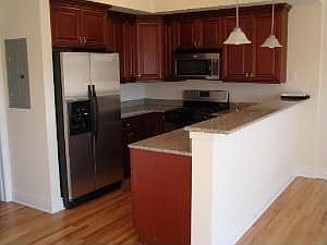 2nd image of 6112 Diversey Pkwy 2a #2A