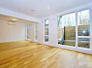 530 Lafayette Ave APT 1R, Brooklyn, NY 11205