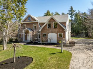 27 Parker Way, Falmouth, ME 04105