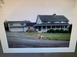 100 Stony Bar Rd, New Hampton, NY 10958