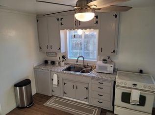 200 W White St, Barstow, CA 92311