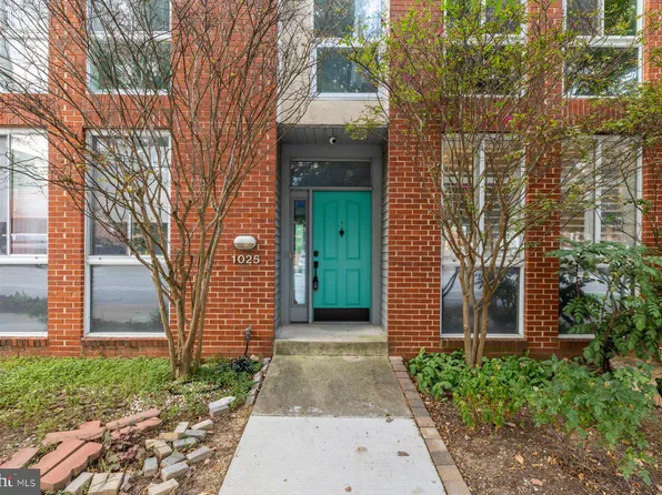 1025 Covington St, Baltimore, MD 21230