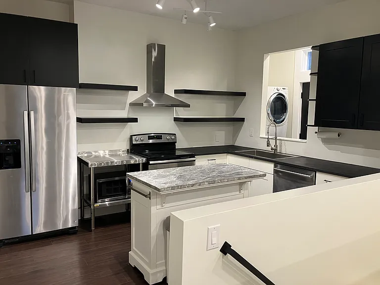 600 Klotter Ave #1 — Photo 1