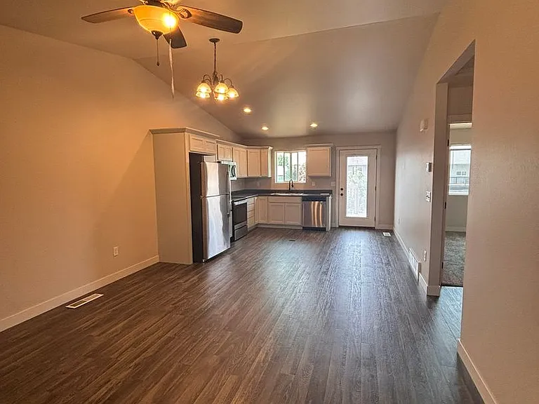 5229 Coal Bank Dr — Photo 3
