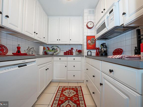 5th image of 1900 John F Kennedy Blvd APT 809