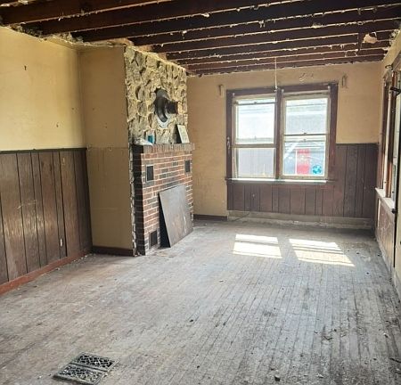 3rd image of 1401 Chestnut St
