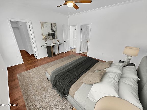 4th image of 3844 E ESPLANADE Avenue