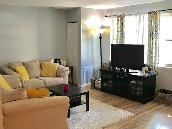 3rd image of 177 Parker Ave #1