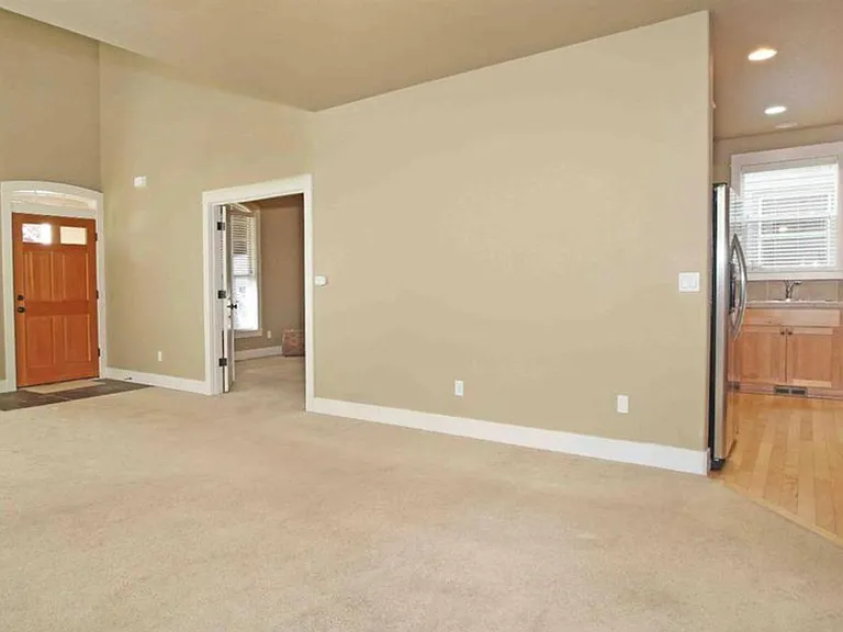 926 E Timber Pine Dr — Photo 4