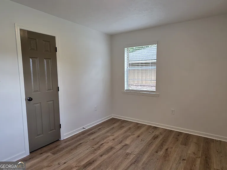 205 Whitehall Ave — Photo 15