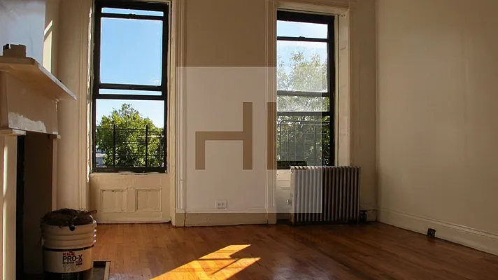 Rented by Highline Residential | media 32