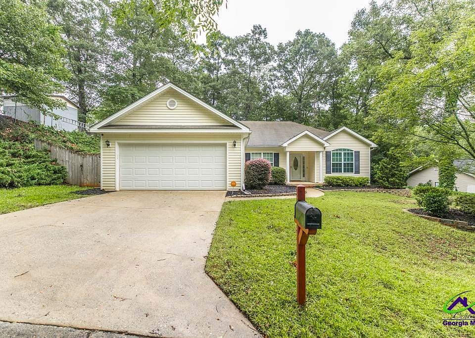 1st image of 100 Crestwood Cir