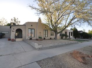 221 Dartmouth Dr NE, Albuquerque, NM 87106