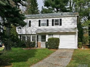 31 Anchorage Rd, Port Washington, NY 11050