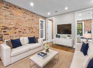 321 W 11th St #4R, New York, NY 10014