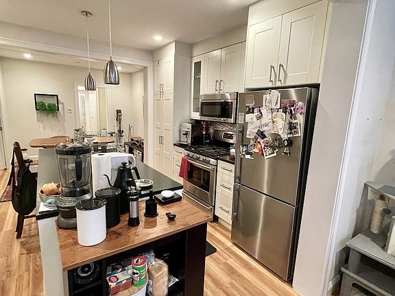 2nd image of 652 Massachusetts Ave #1