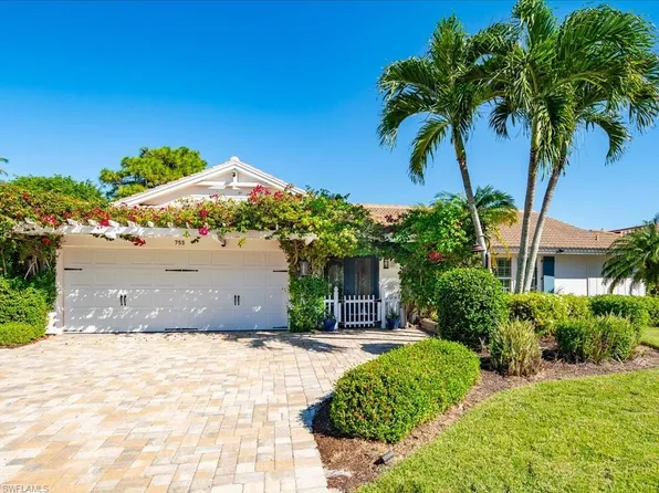755 Southern Pines DR, NAPLES, FL 34103