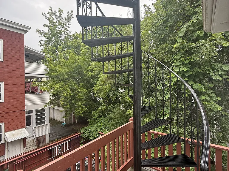 17 Jaques St #2 — Photo 18