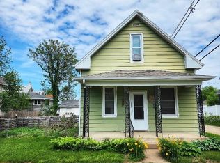 1313 1st St SW, Cedar Rapids, IA 52404