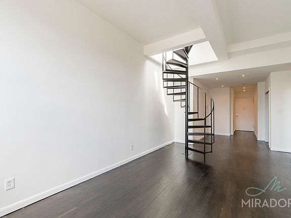 2nd image of 43 W 16th St Penthouse D