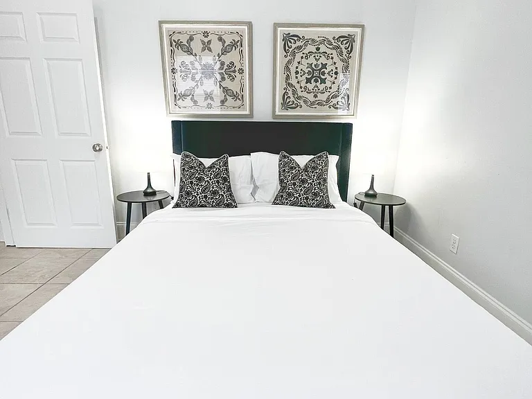 7050 Orleans Ave #B — Photo 1