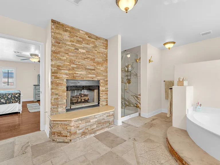 903 Possum Hill St — Photo 35