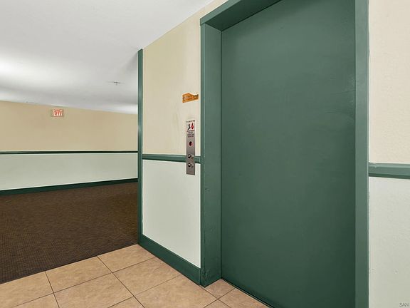 4th image of 5985 Dandridge Ln Unit 98