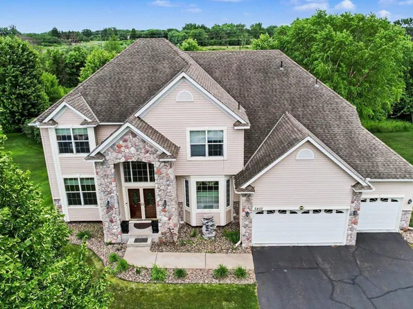 6452 Pheasant Hills Dr, Lino Lakes, MN 55038