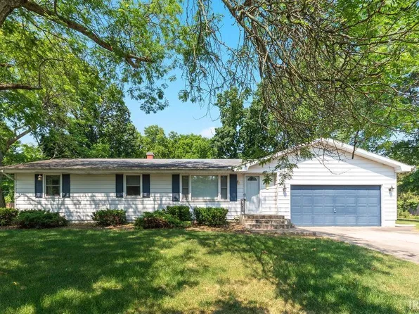 56655 Moyer Ln, Elkhart, IN 46516