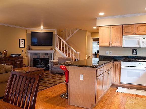 2nd image of 11317 Ohde Cir