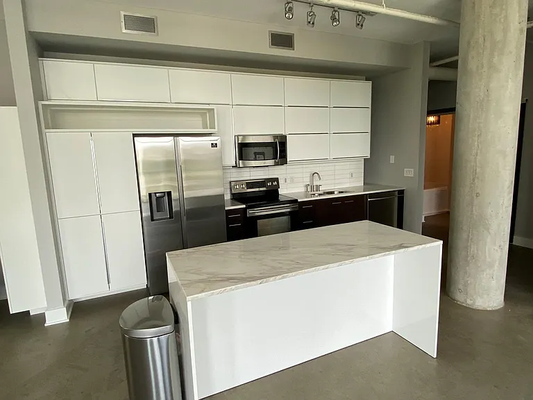 2115 Yeaman Pl #432 — Photo 7