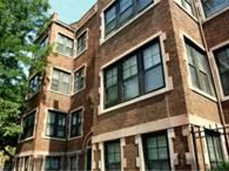 2251-53 W Thomas St #1057-59 — Photo 1