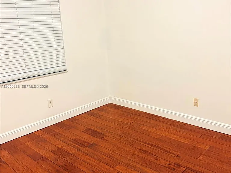 1581 SW 106th Ave — Photo 12