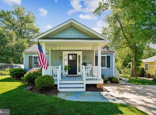 2953 Strathmeade St, Falls Church, VA 22042