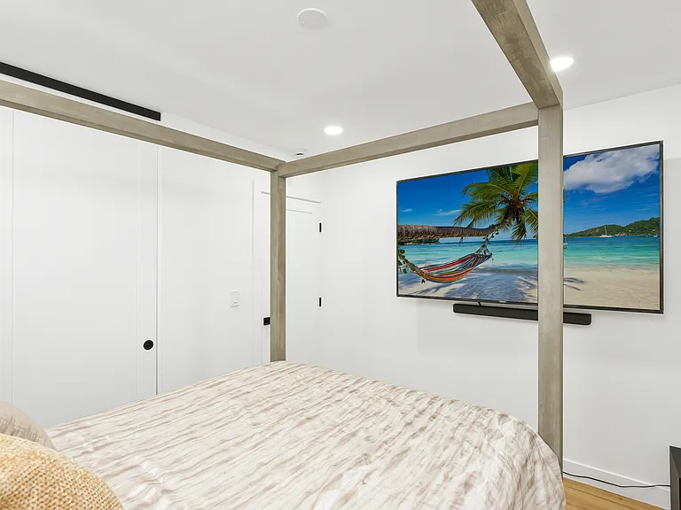 9461 Lotus Dr — Photo 23