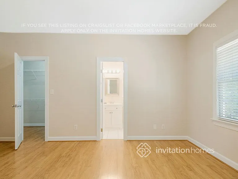 405 Broadmoor Way — Photo 18