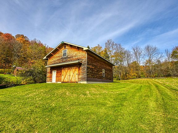 3rd image of 170 Grenier Rd