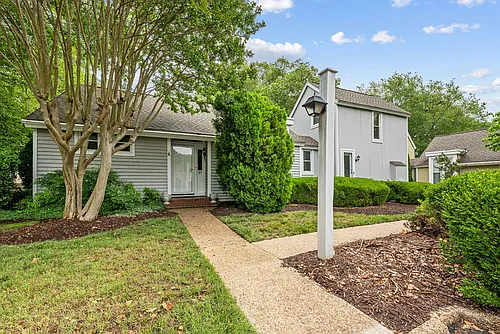 320 Littletown Quarter Photo 1