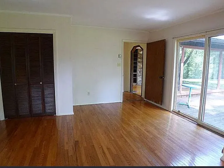 183 Barrytown Rd — Photo 10