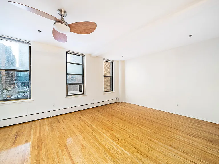 163 York St #3A — Photo 7