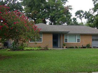 1407 Candlelight Ln, Houston, TX 77018