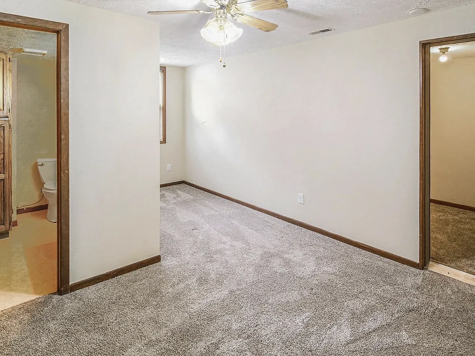 3 bed, 844 sqft, $1,200 — Photo 4