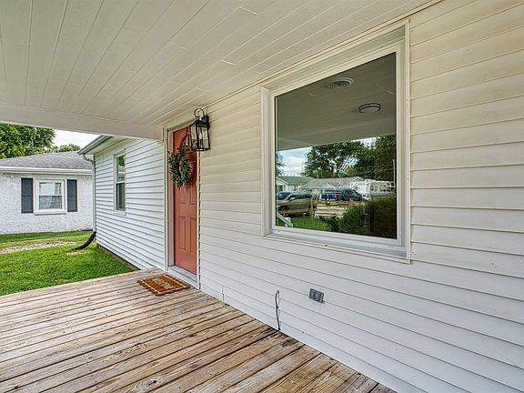 5th image of 2229 Kathleen Ave