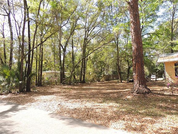 3rd image of 1322 NW 12th St