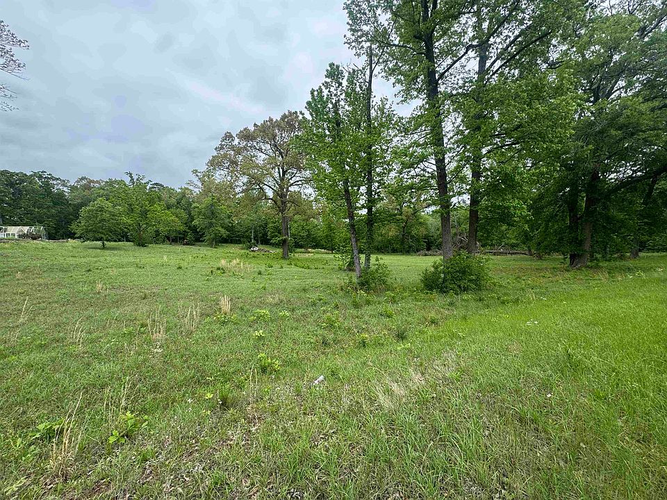 2nd image of E Wilkins Rd